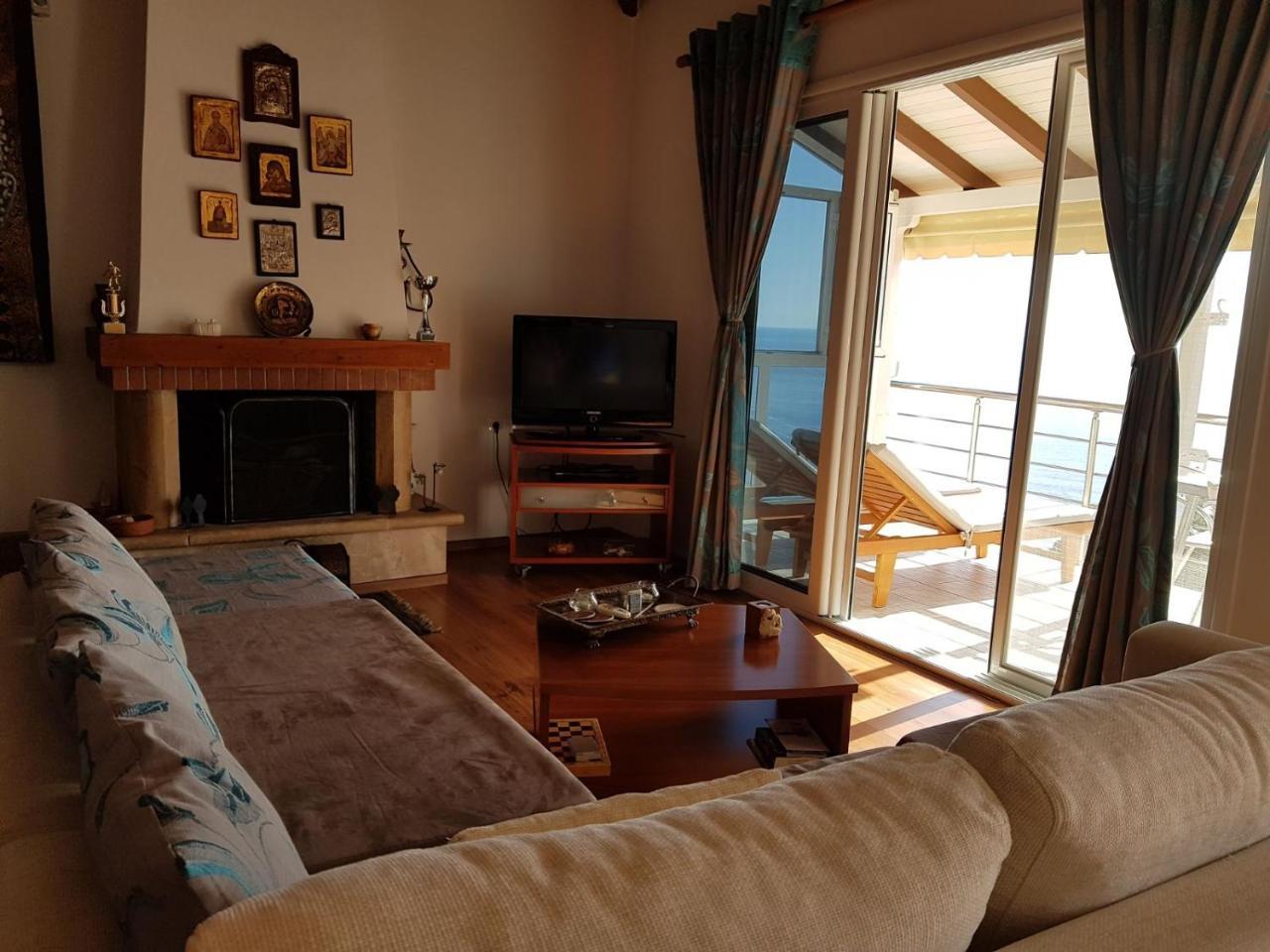 ★ Meniko'S House ★ Amazing Sea View Apartment Himare Exterior photo